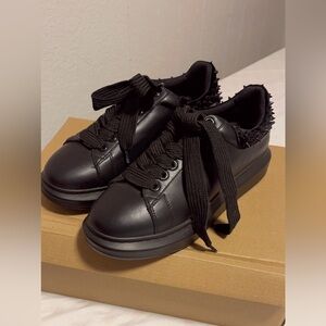 Steve Madden men’s sneakers